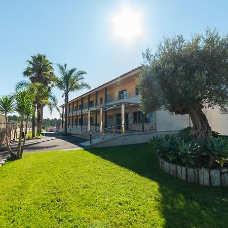 Apartamentos Atlantico Resort モンタルボ エクステリア 写真