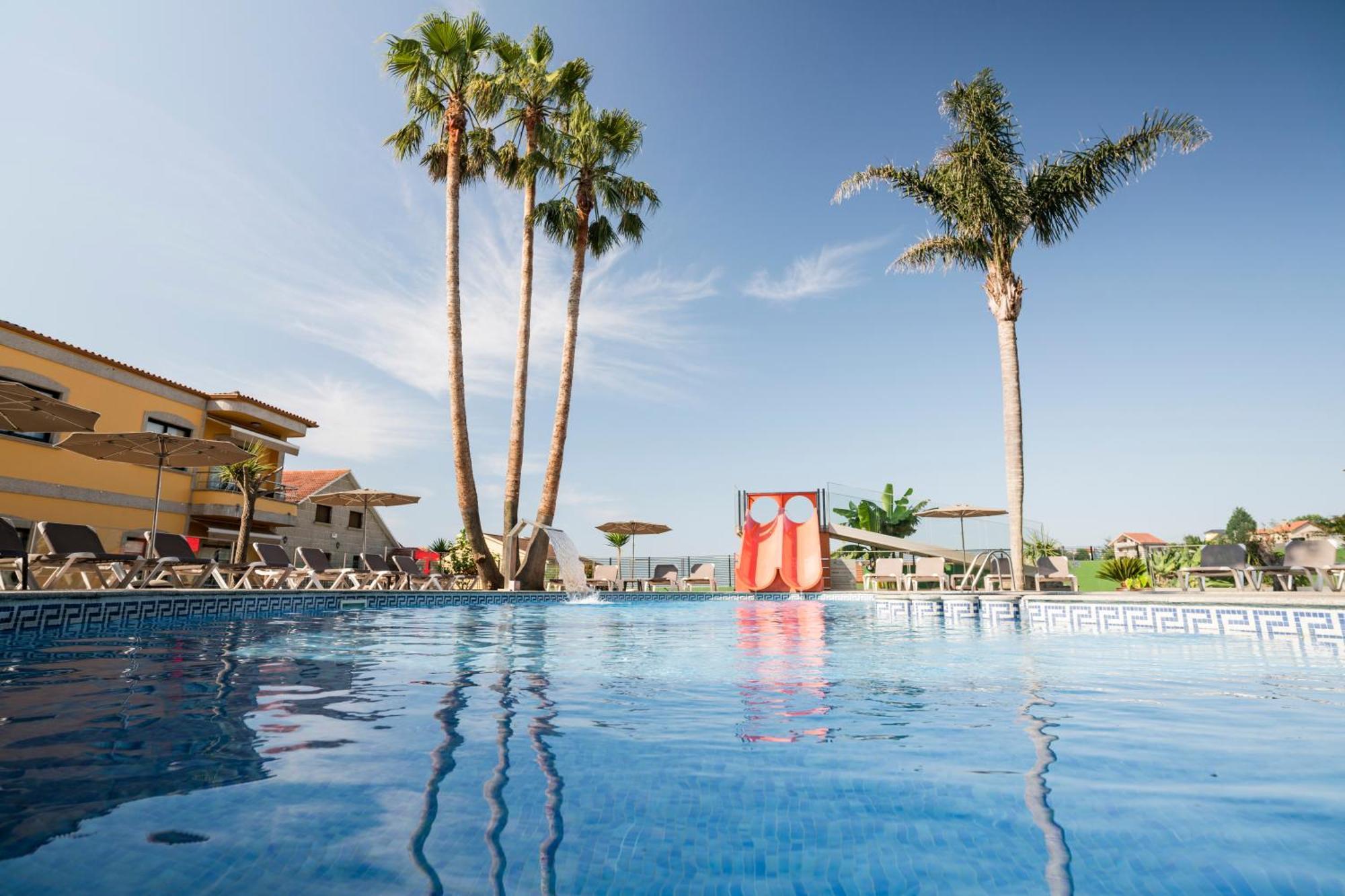 Apartamentos Atlantico Resort モンタルボ エクステリア 写真