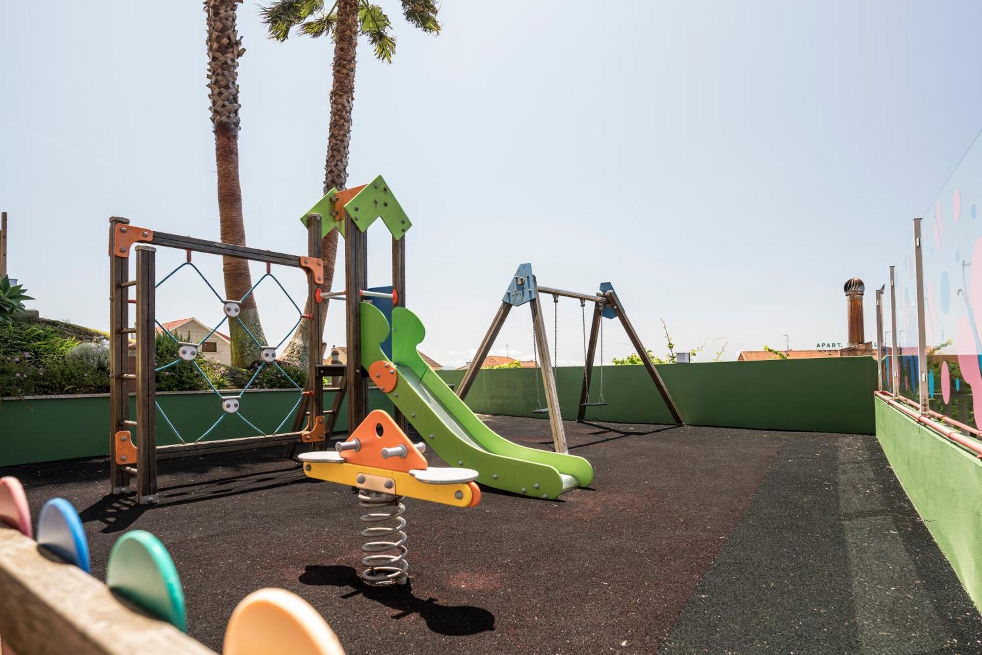 Apartamentos Atlantico Resort モンタルボ エクステリア 写真