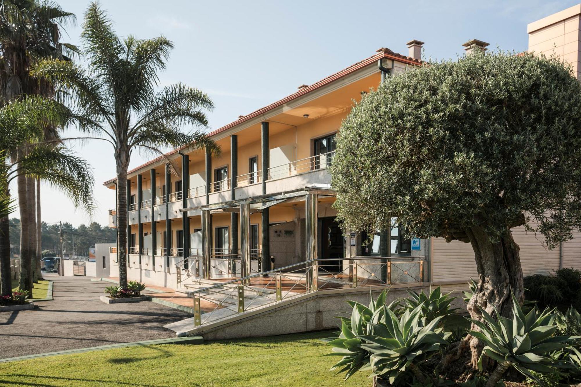 Apartamentos Atlantico Resort モンタルボ エクステリア 写真