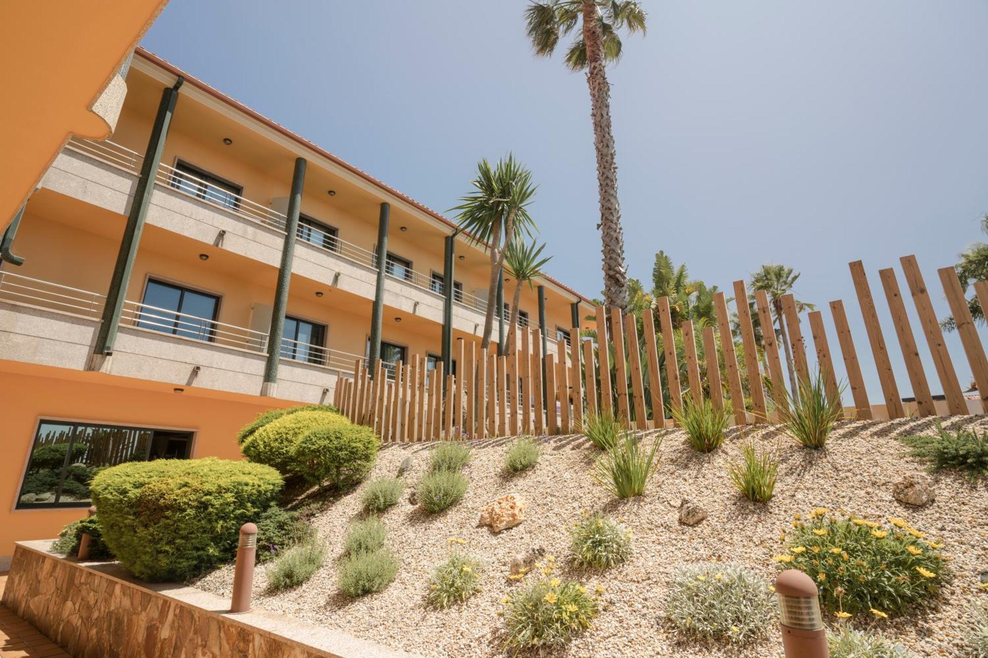 Apartamentos Atlantico Resort モンタルボ エクステリア 写真