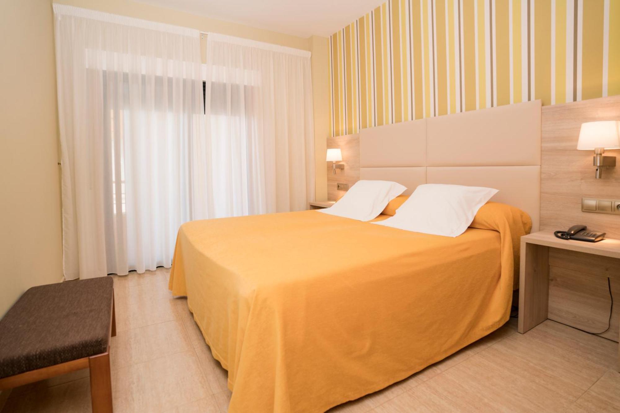 Apartamentos Atlantico Resort モンタルボ エクステリア 写真