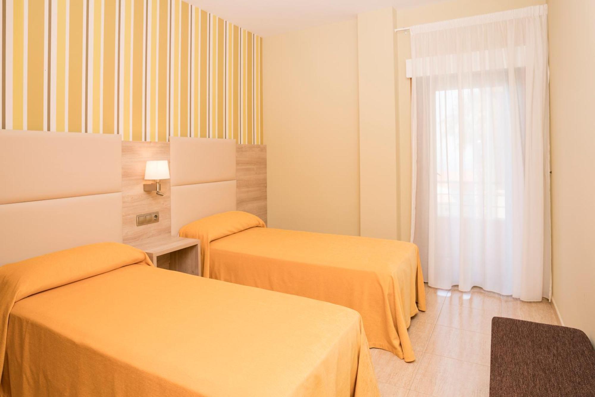 Apartamentos Atlantico Resort モンタルボ エクステリア 写真