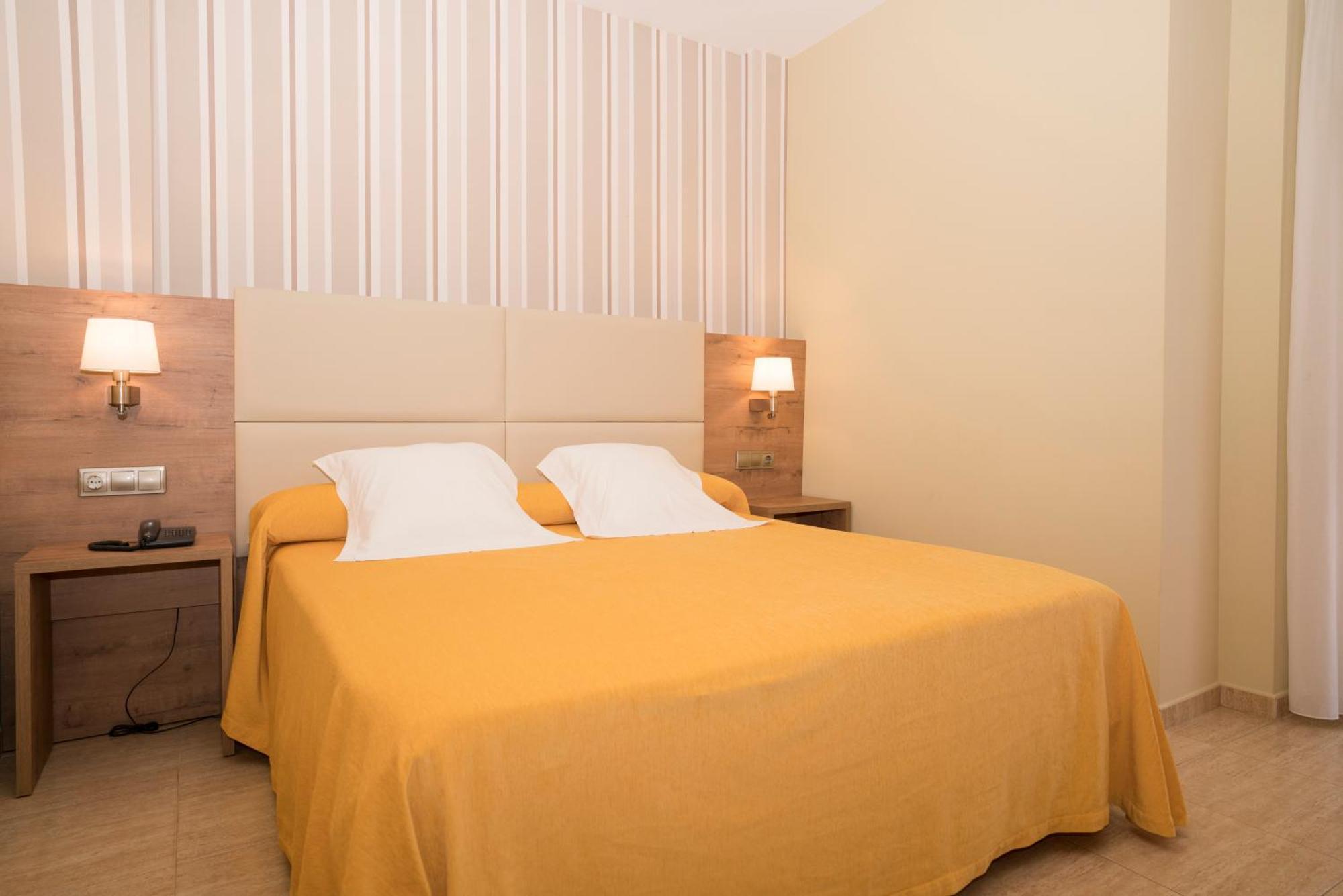 Apartamentos Atlantico Resort モンタルボ エクステリア 写真